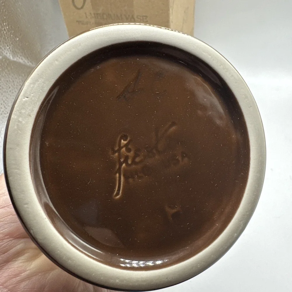 VASE chocolate brown HOMER LAUGHLIN FIESTA 9 5/8